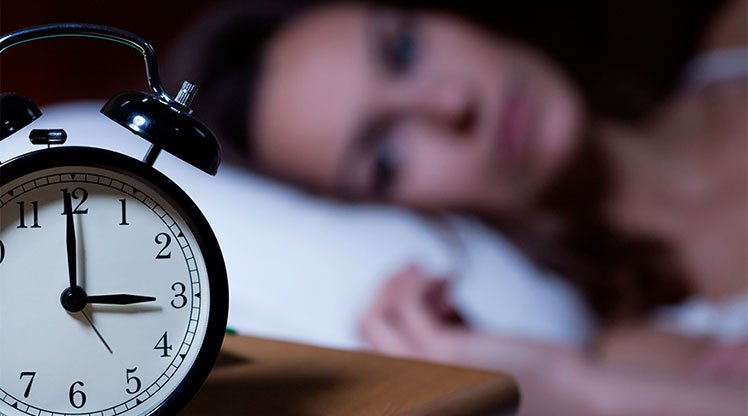 woman-looking-at-clock_sm
